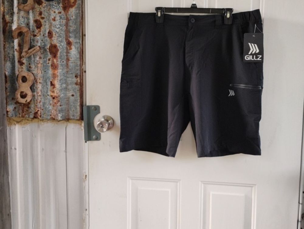 🚨New GILLZ Black Silver Athletic Shorts